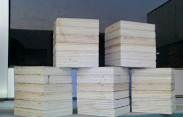 用于制備高流動性、快速固化聚氨酯硬泡的n,n,n',n'',n''-五甲基二丙烯三胺